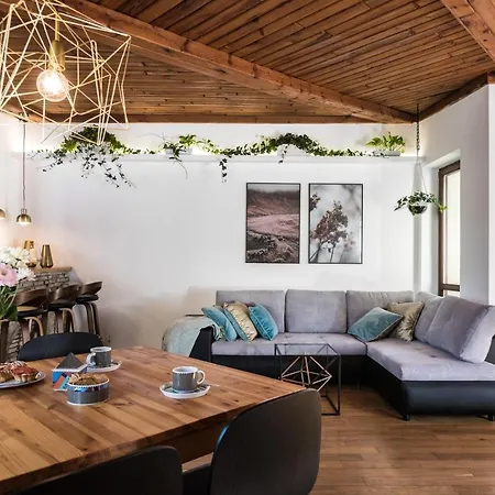 Urok Centrum: Podwojne Piekno * كراكوفيا