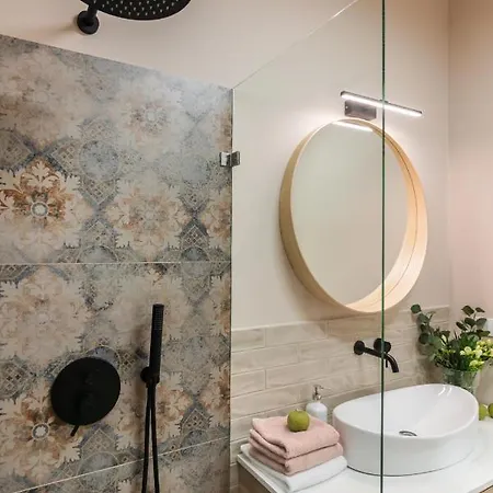 Urok Centrum: Podwojne Piekno كراكوفيا