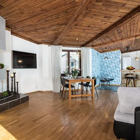 Urok Centrum: Podwójne Piękno Apartamento